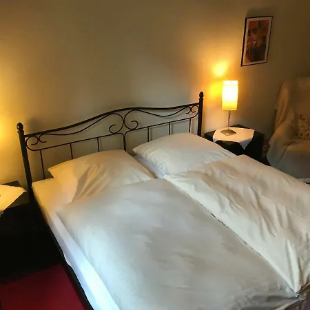 Hotel Gastehaus Altes Schute Lindern