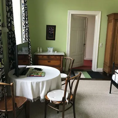 Gastehaus Altes Schute Lindern